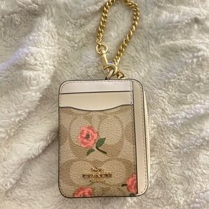 Coach Zip Card Case In Signature Canvas With Floral Print